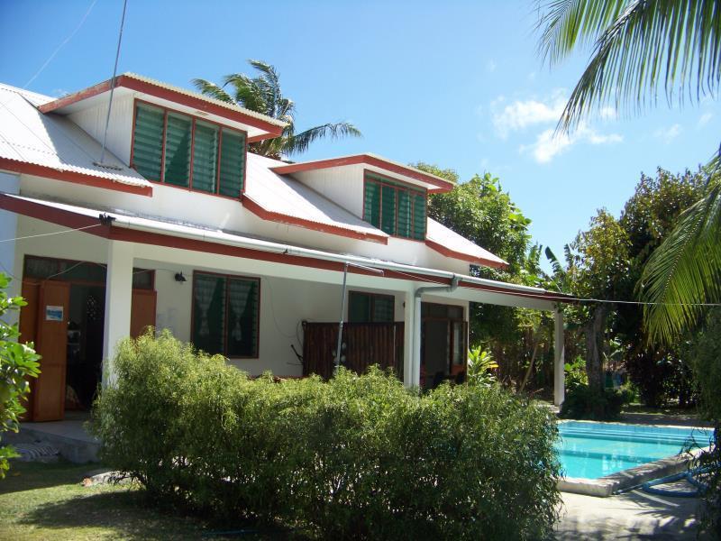 Pension Chalet Tipanier Raiatea Exterior photo