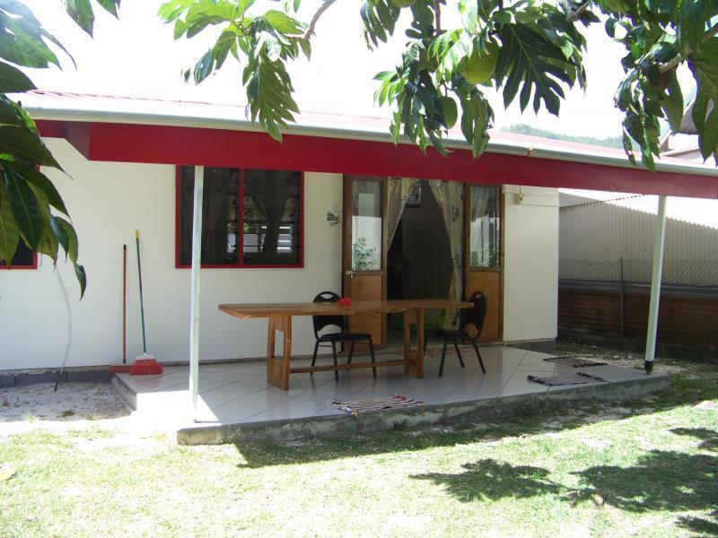 Pension Chalet Tipanier Raiatea Exterior photo